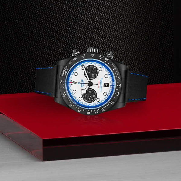 TUDOR Black Bay Chrono